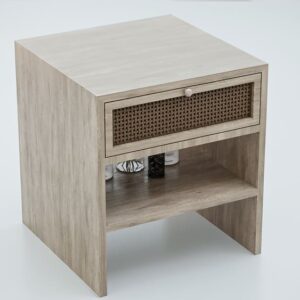 Doris Commode