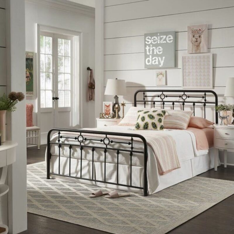 Cova Metal Bed