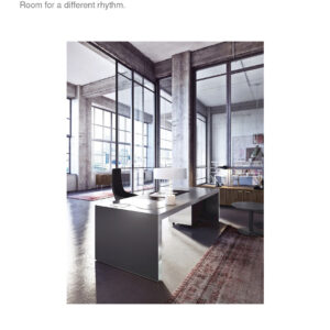 Lilia Desk